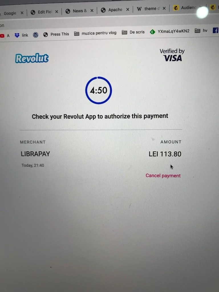 Écran demandant d’autoriser un paiement dans l’application Revolut avec statut et montant visibles
